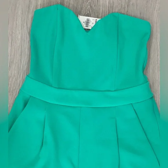 EXPRESS: Size (00/XS) Strapless Sweetheart Neck Jumpsuit in Bright Aqua, bnwt - Picture 4 of 7